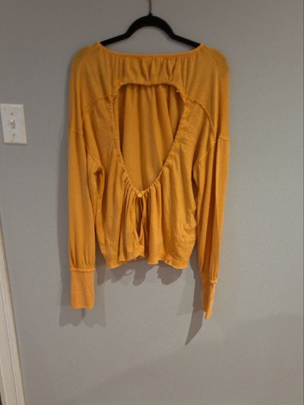 Women's Relaxed Crewneck Long-Sleeve Top - Peach - Picture 7 of 7